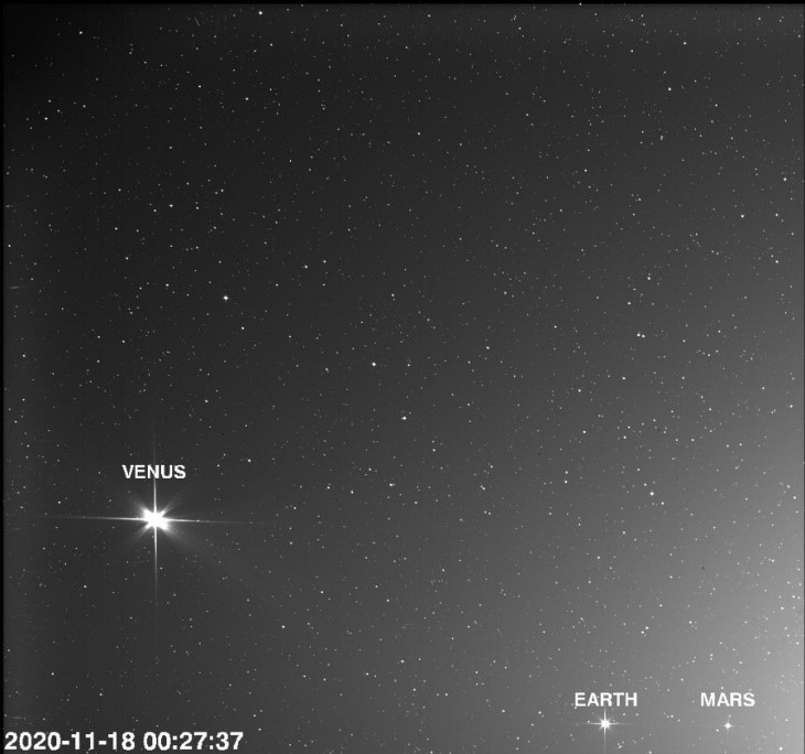 Solar Orbiter zachytil Venuši, Zemi a Mars